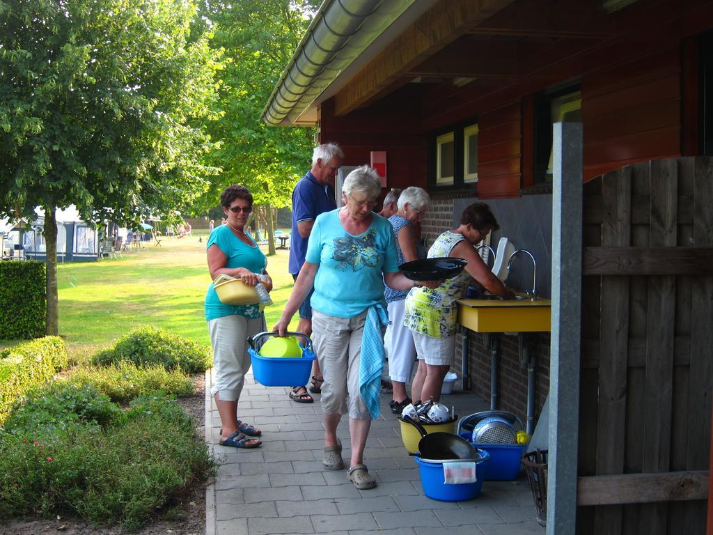 Pipowagen Minicamping De Linde Merselo Exterior photo